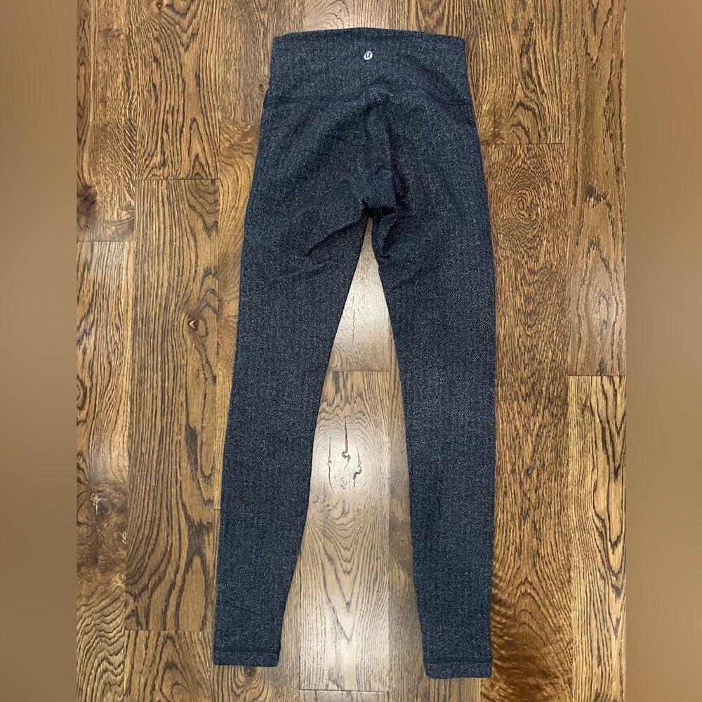 lululemon Grey herringbone Wunder Under Fleece Leggings Size 4